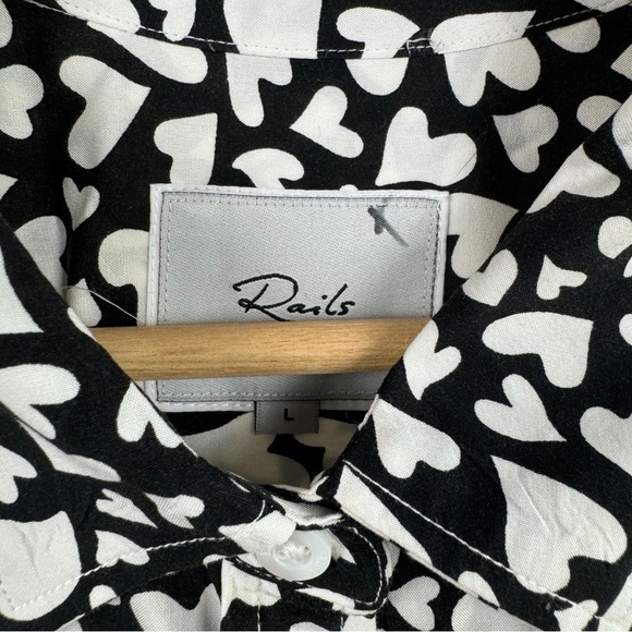 Rails Kathryn Amore Shirt - Picture 6 of 6